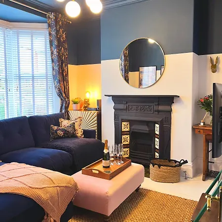 Ferienhaus Monty House By The Sea *