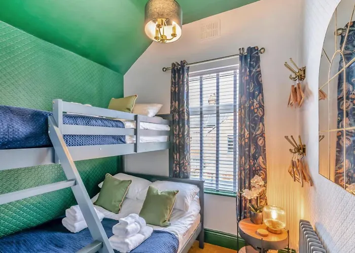 Monty House By The Sea *