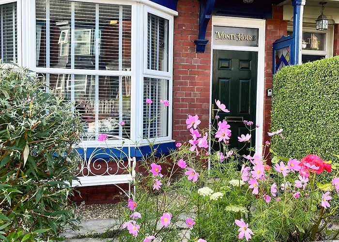 Monty House By The Sea * Saltburn-by-the-Sea