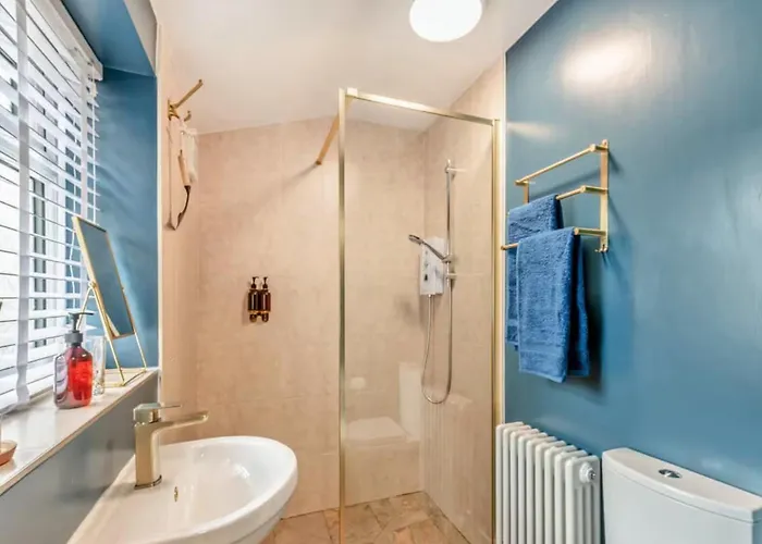 Monty House By The Sea *